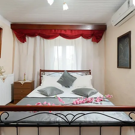 Irene's * Kastron (Thasos)